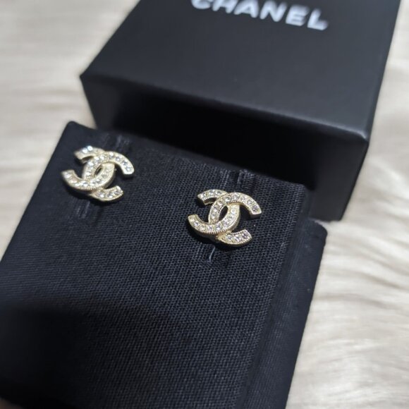17V Authentic CHANEL Classic Mini CC Earrings - Picture 4 of 12